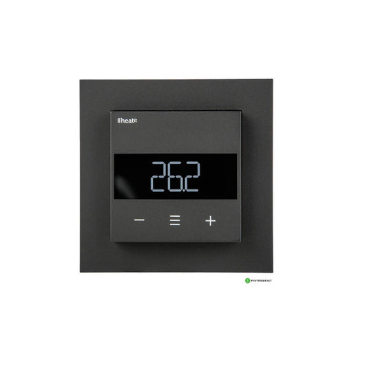 Heatit WiFi6 BLE 16A älytermostaatti musta seinälle asennettuna