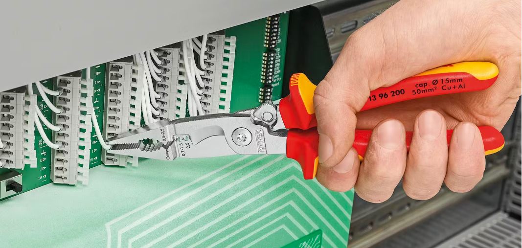 Kuorinta-/katkaisupihti Knipex 13 96 200 T