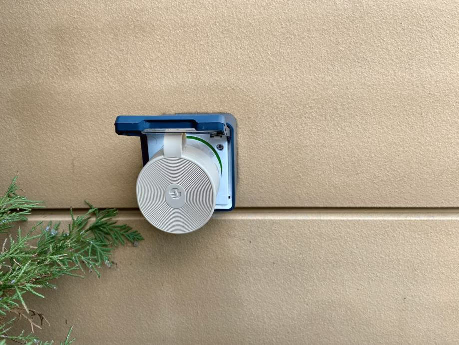Shelly Outdoor Plug S Gen3 älypistorasia ulos