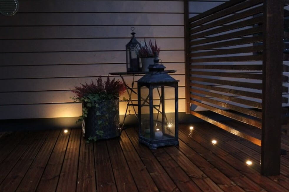 Terassivalosarja Ensto Led Deck terassi