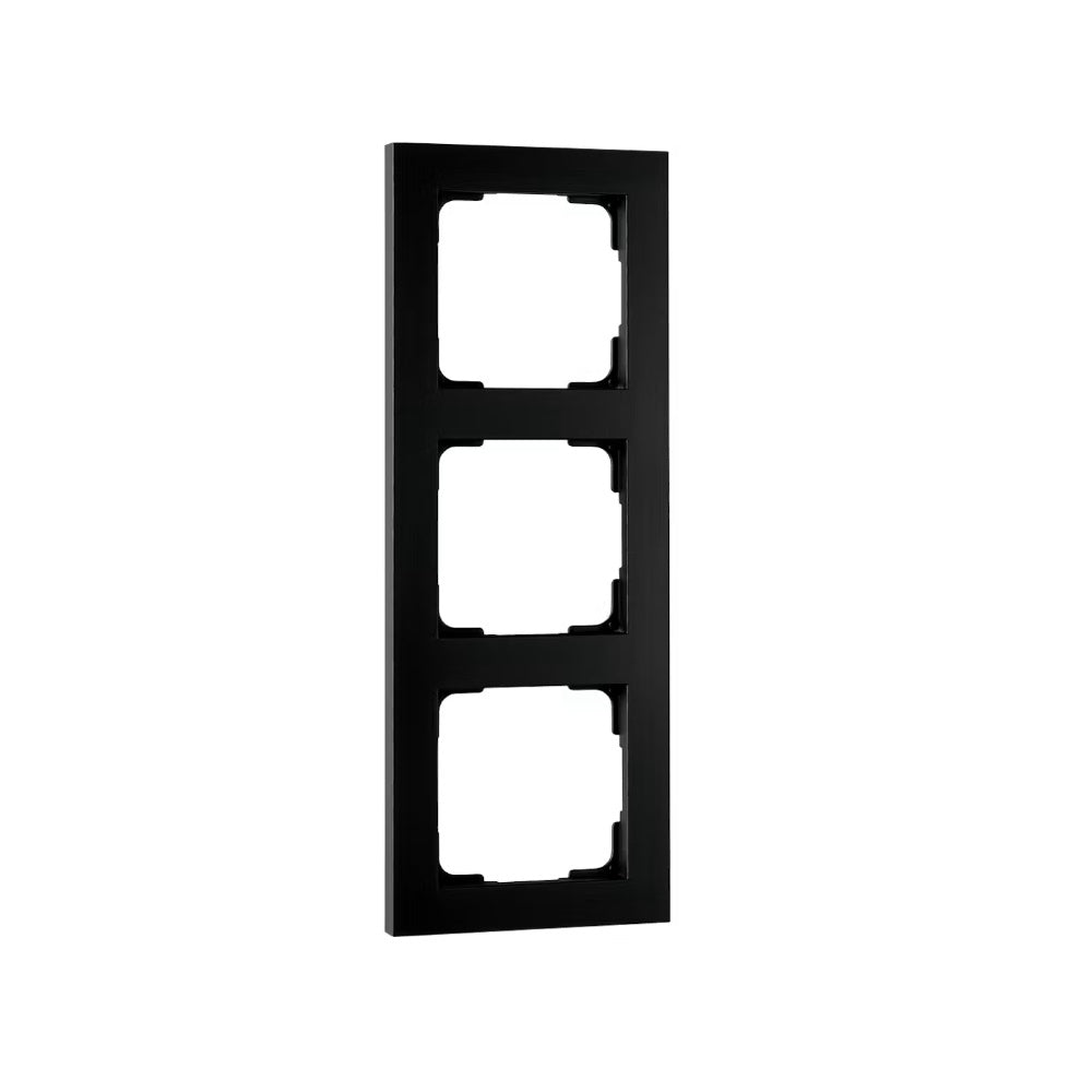 Peitelevy SG Install 3-osainen Musta
